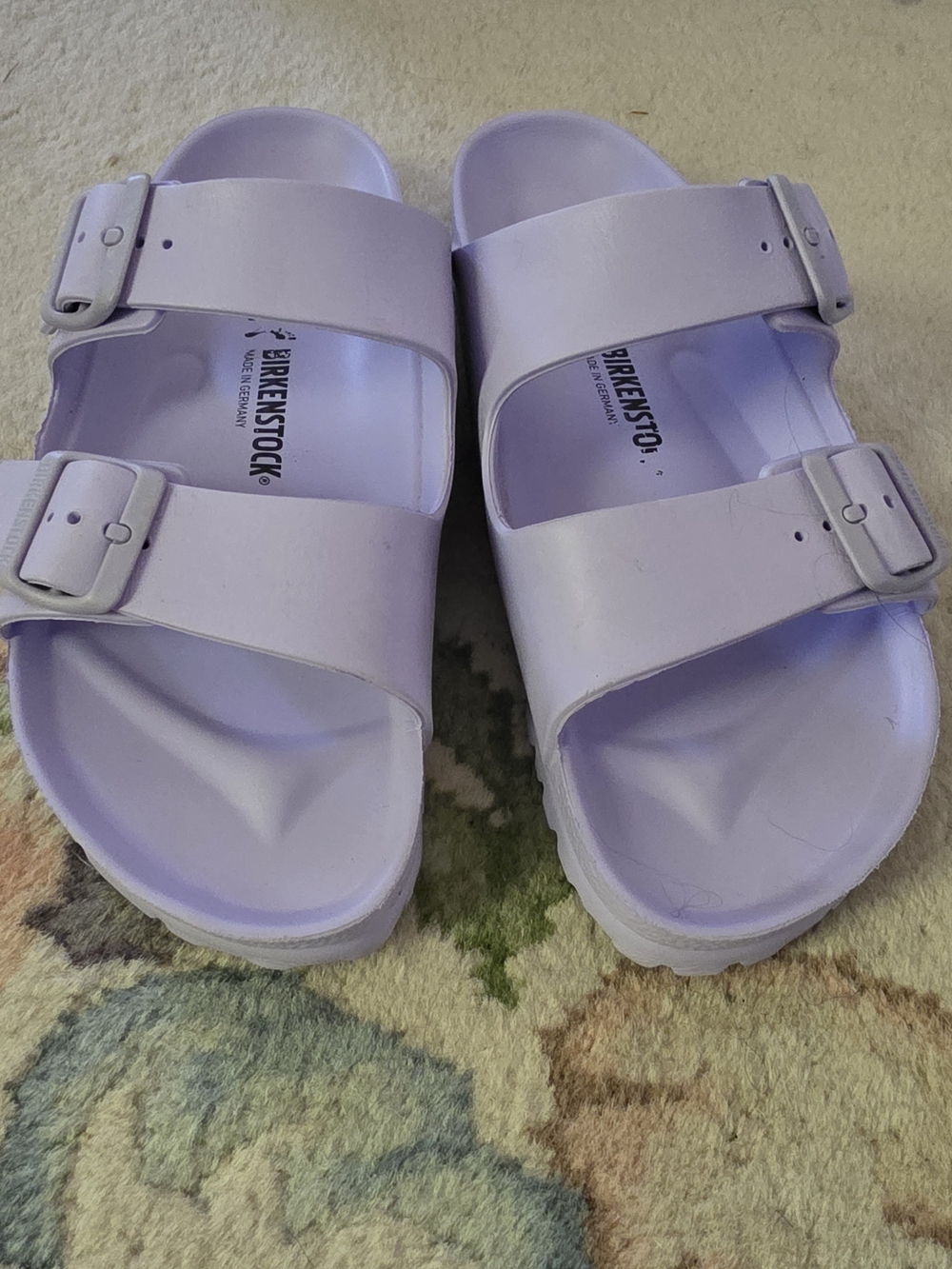 Birkenstock Womens Two-Strap Sandals in Light Lilac Sz 41 Like New